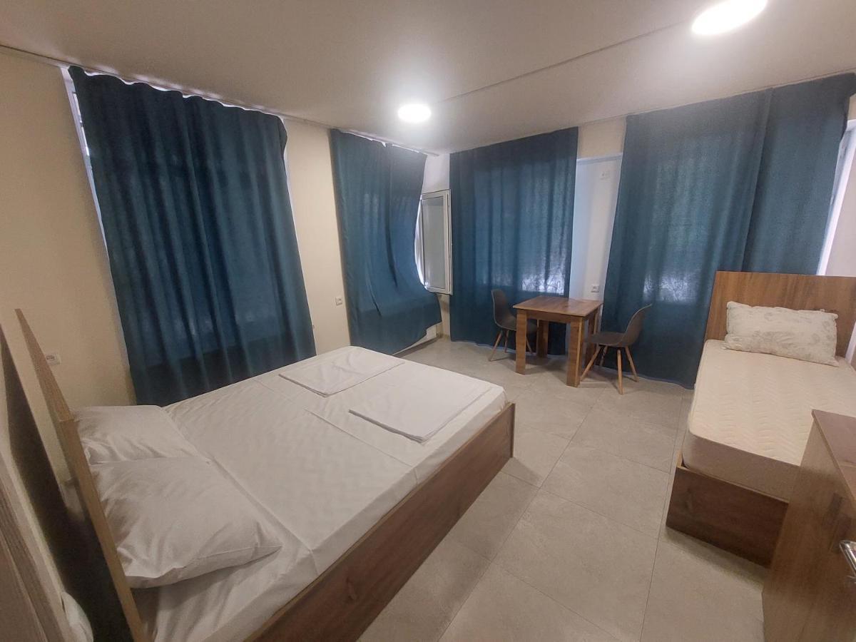 The Best Hotel-Hostel Ереван Экстерьер фото